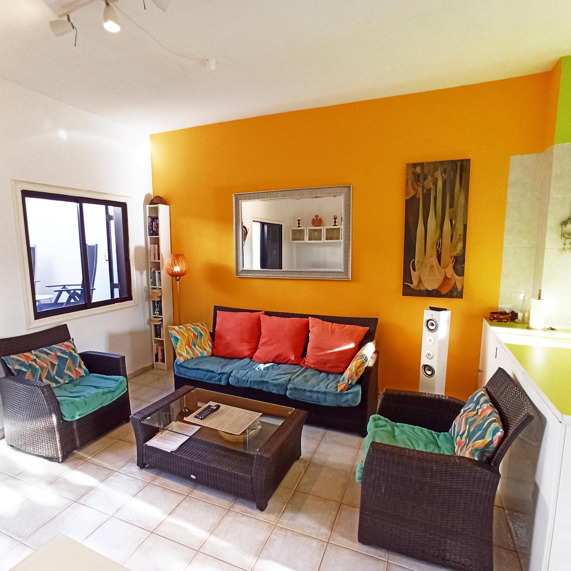 Remarkable 2-Bed House In Chayofa With Pool ภายนอก รูปภาพ